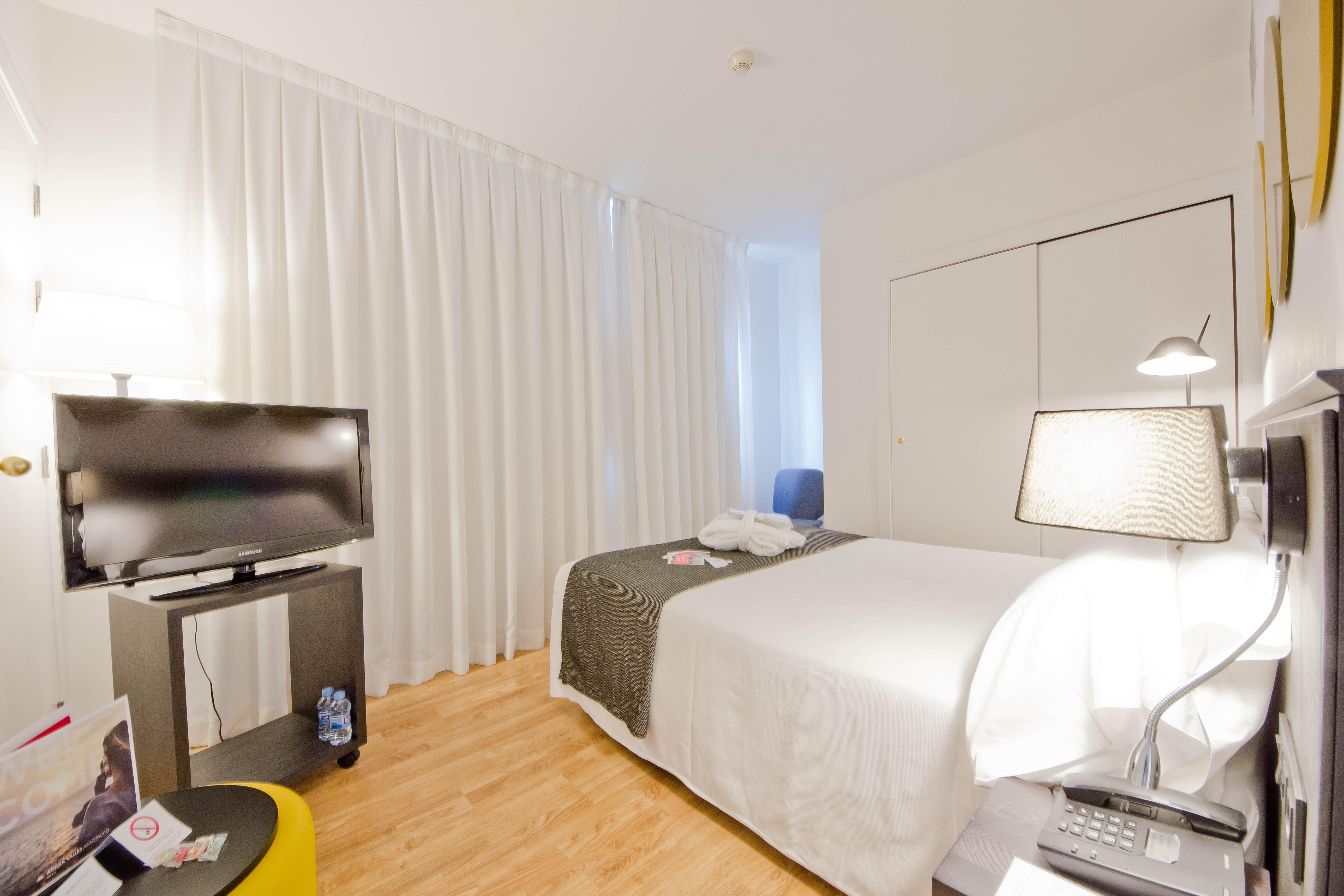 Aparthotel Atenea Valles Granollers Luaran gambar