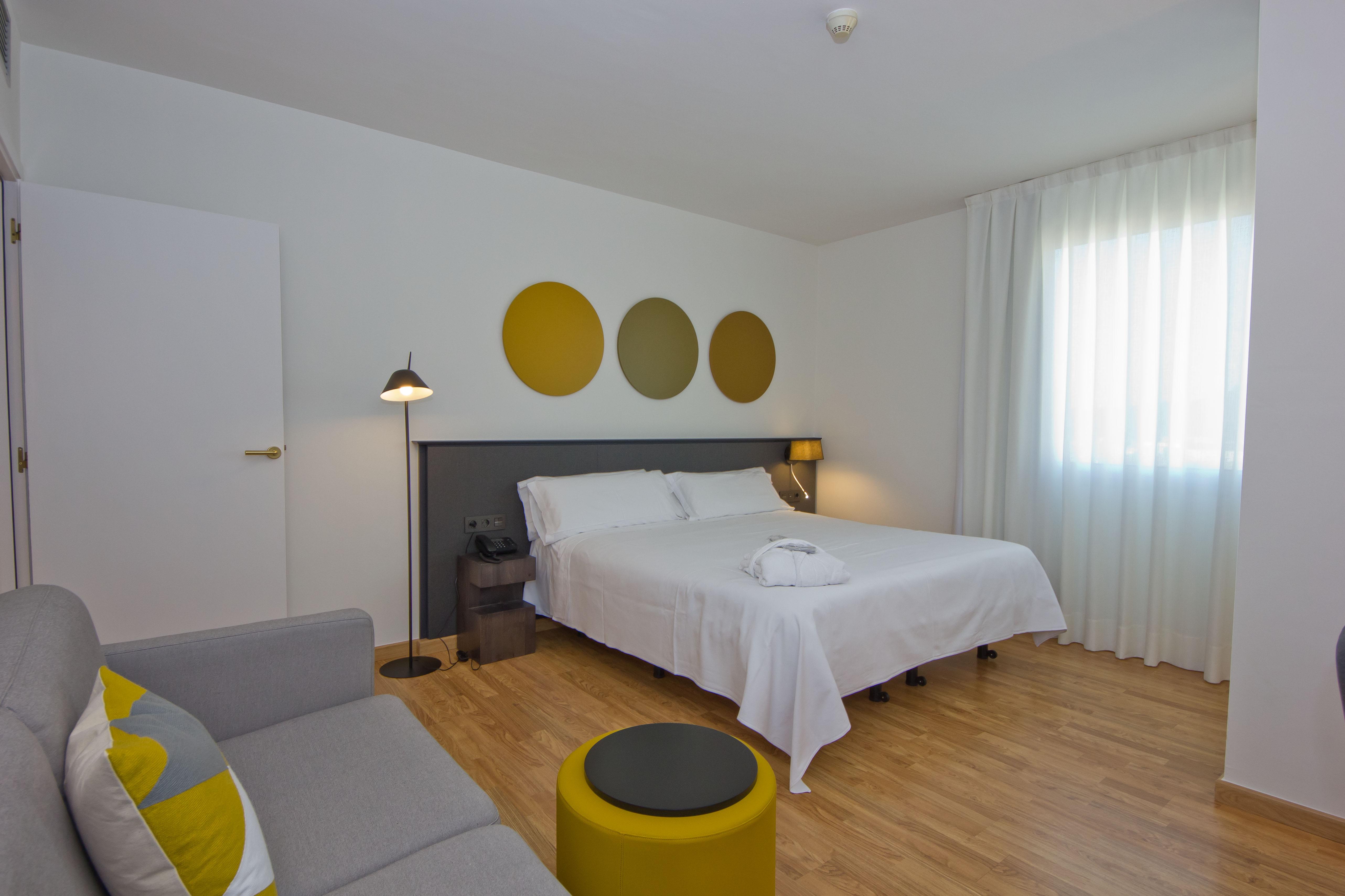 Aparthotel Atenea Valles Granollers Luaran gambar