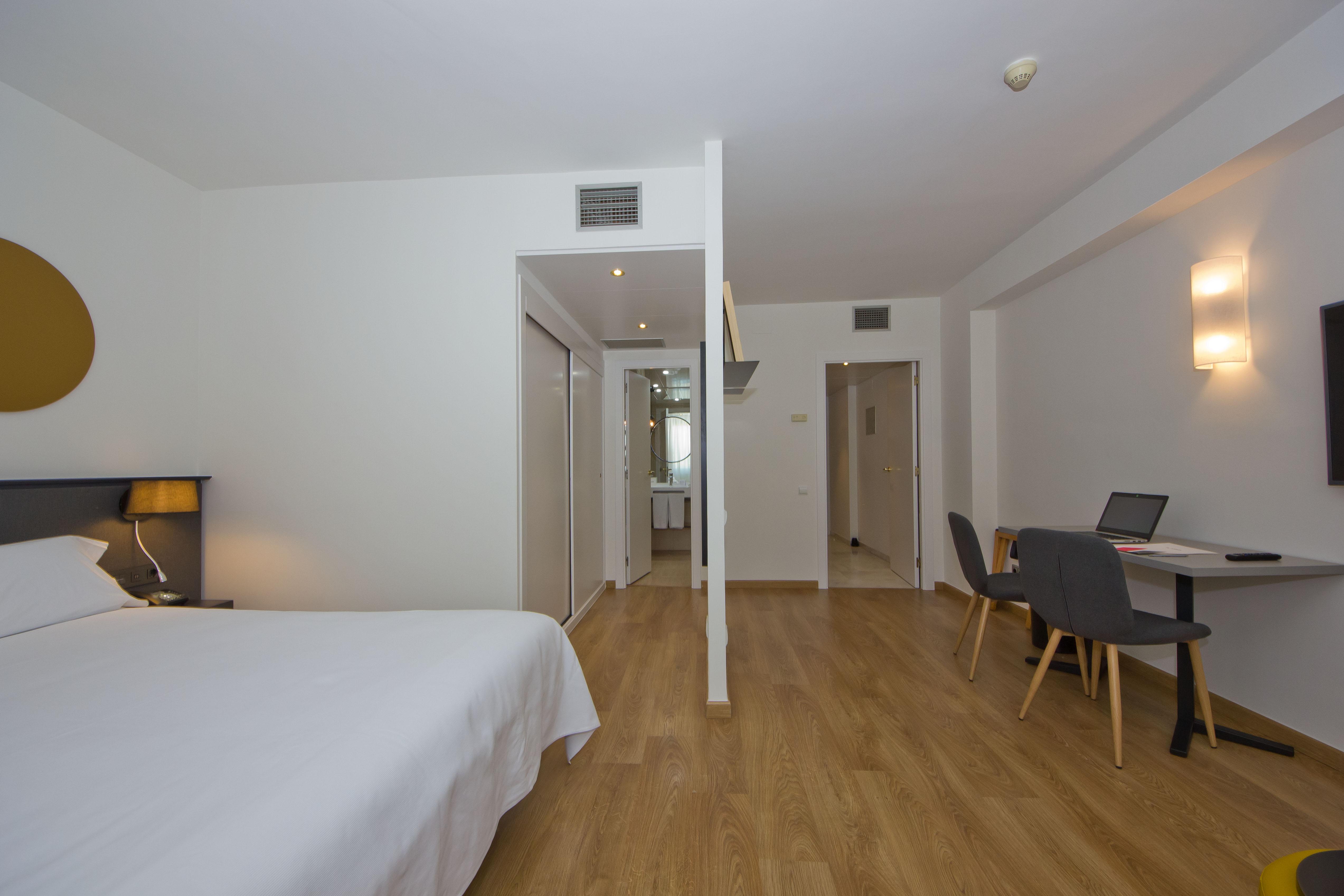 Aparthotel Atenea Valles Granollers Luaran gambar