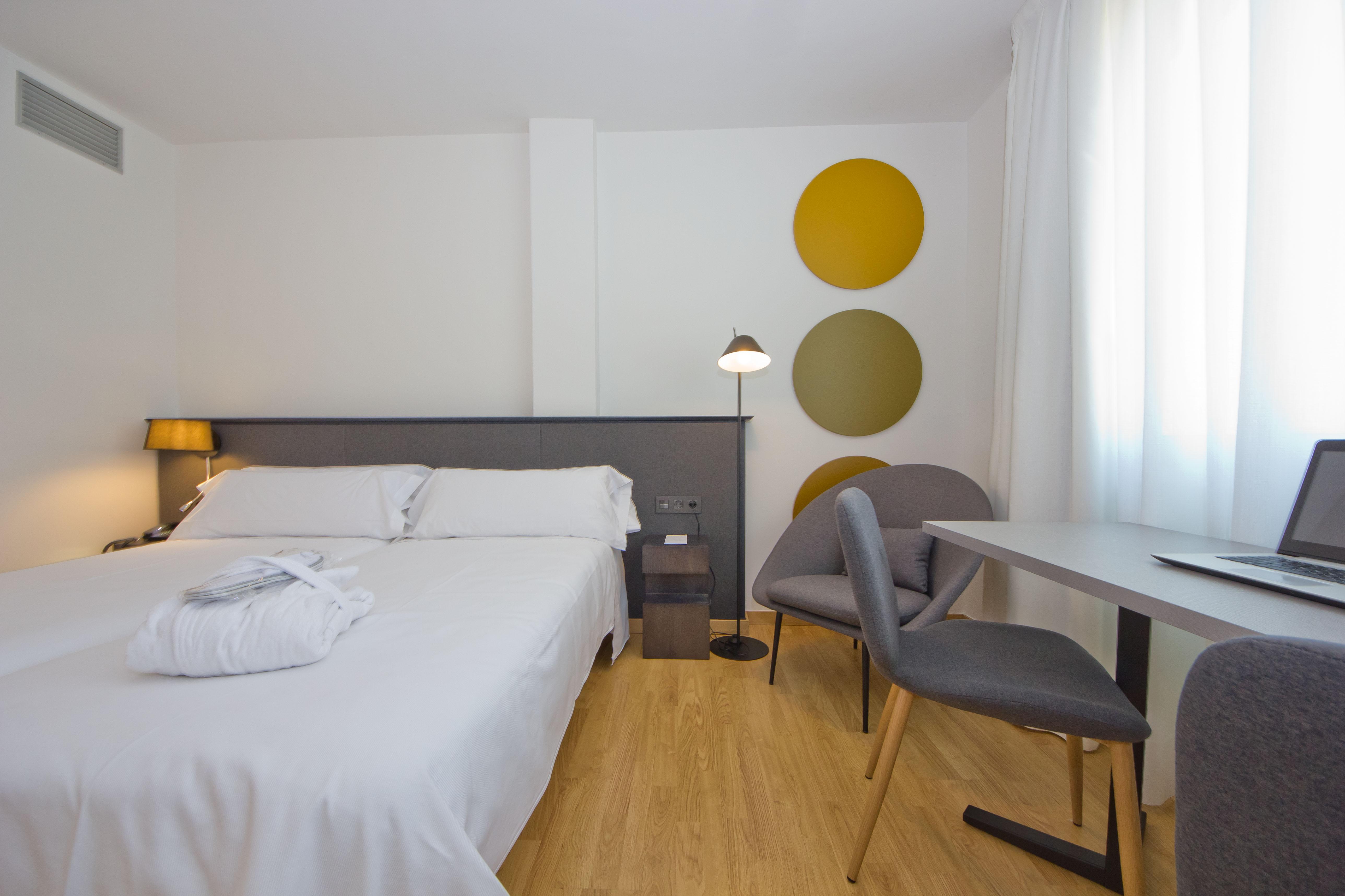 Aparthotel Atenea Valles Granollers Luaran gambar