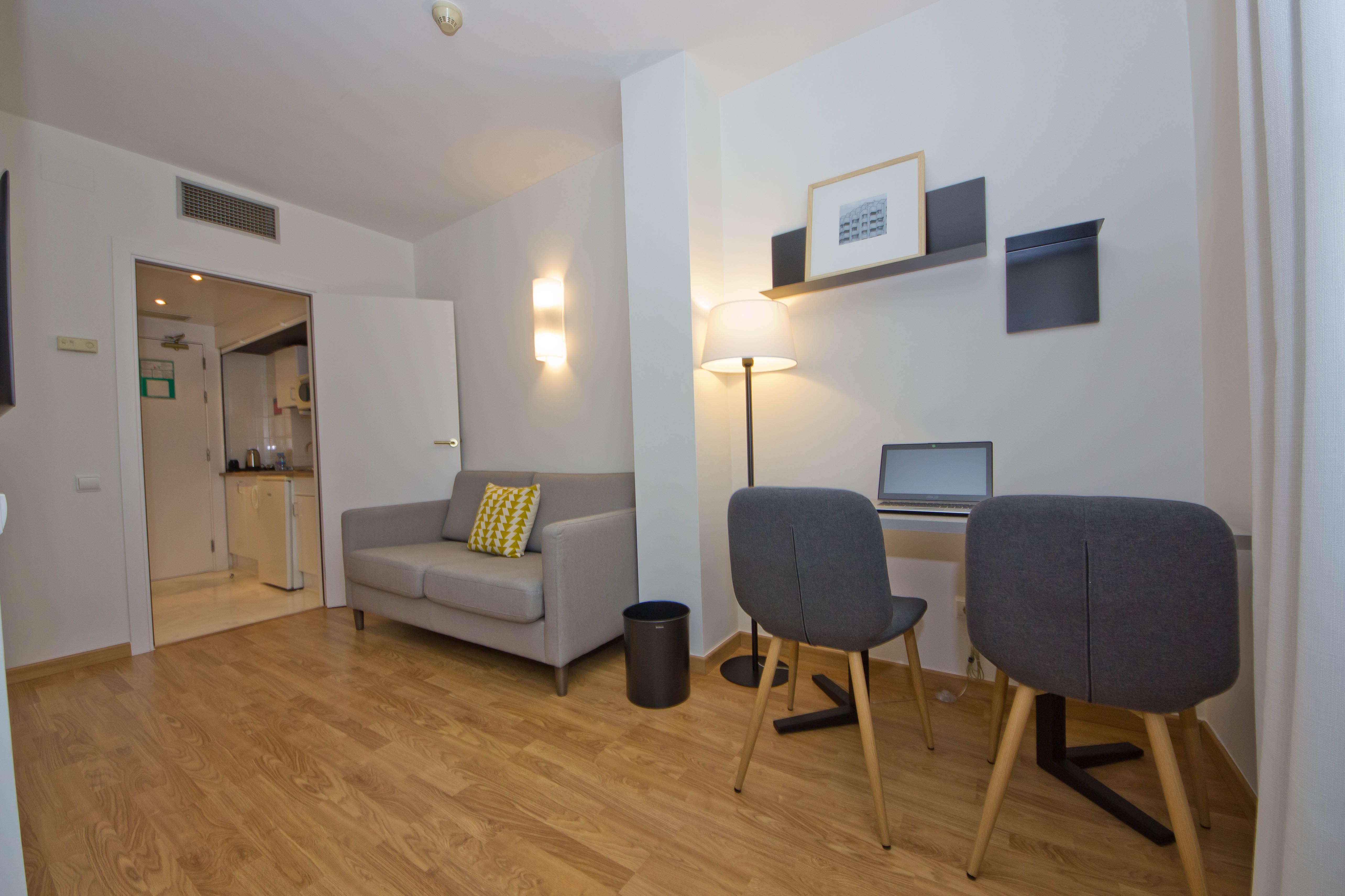 Aparthotel Atenea Valles Granollers Luaran gambar