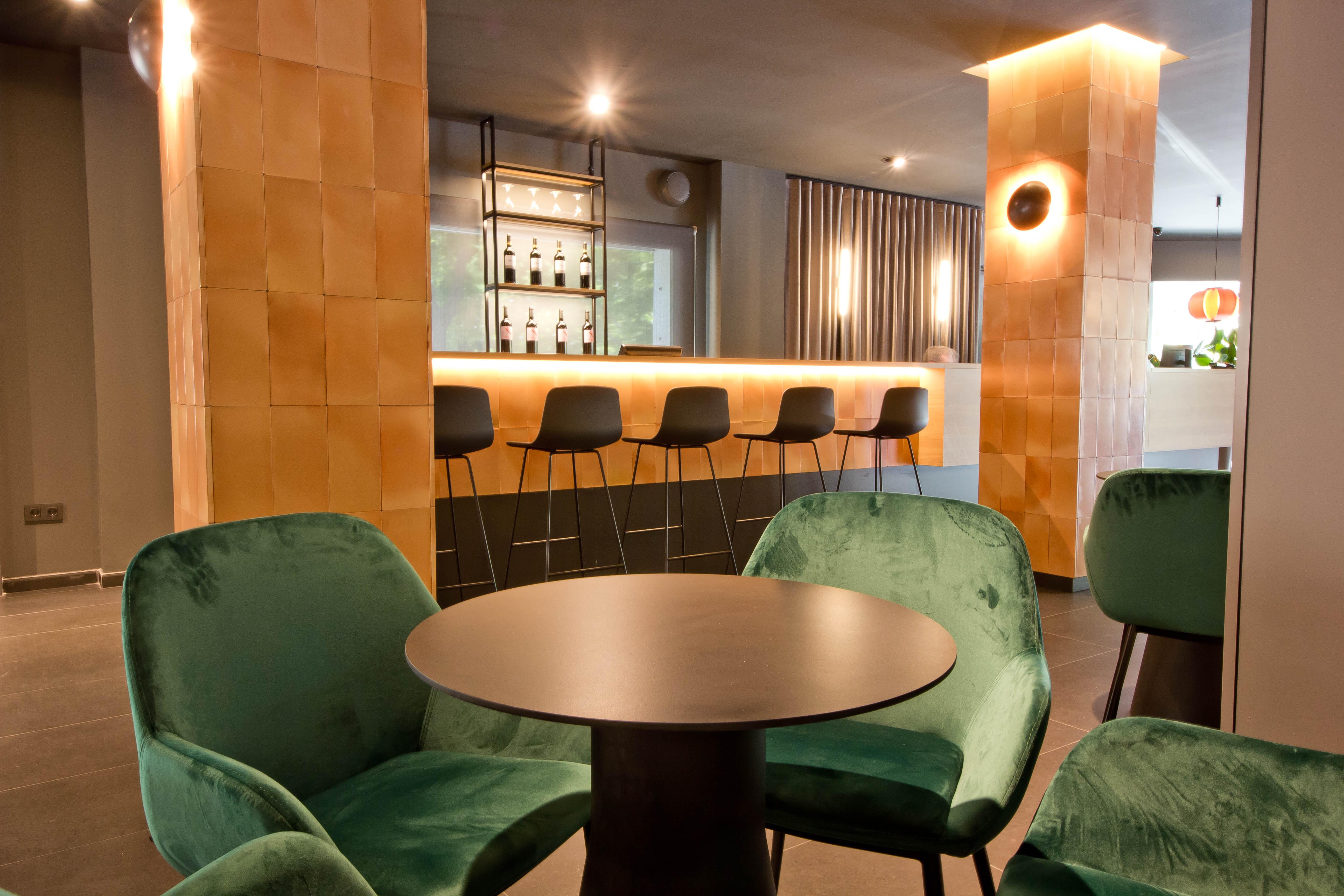 Aparthotel Atenea Valles Granollers Luaran gambar