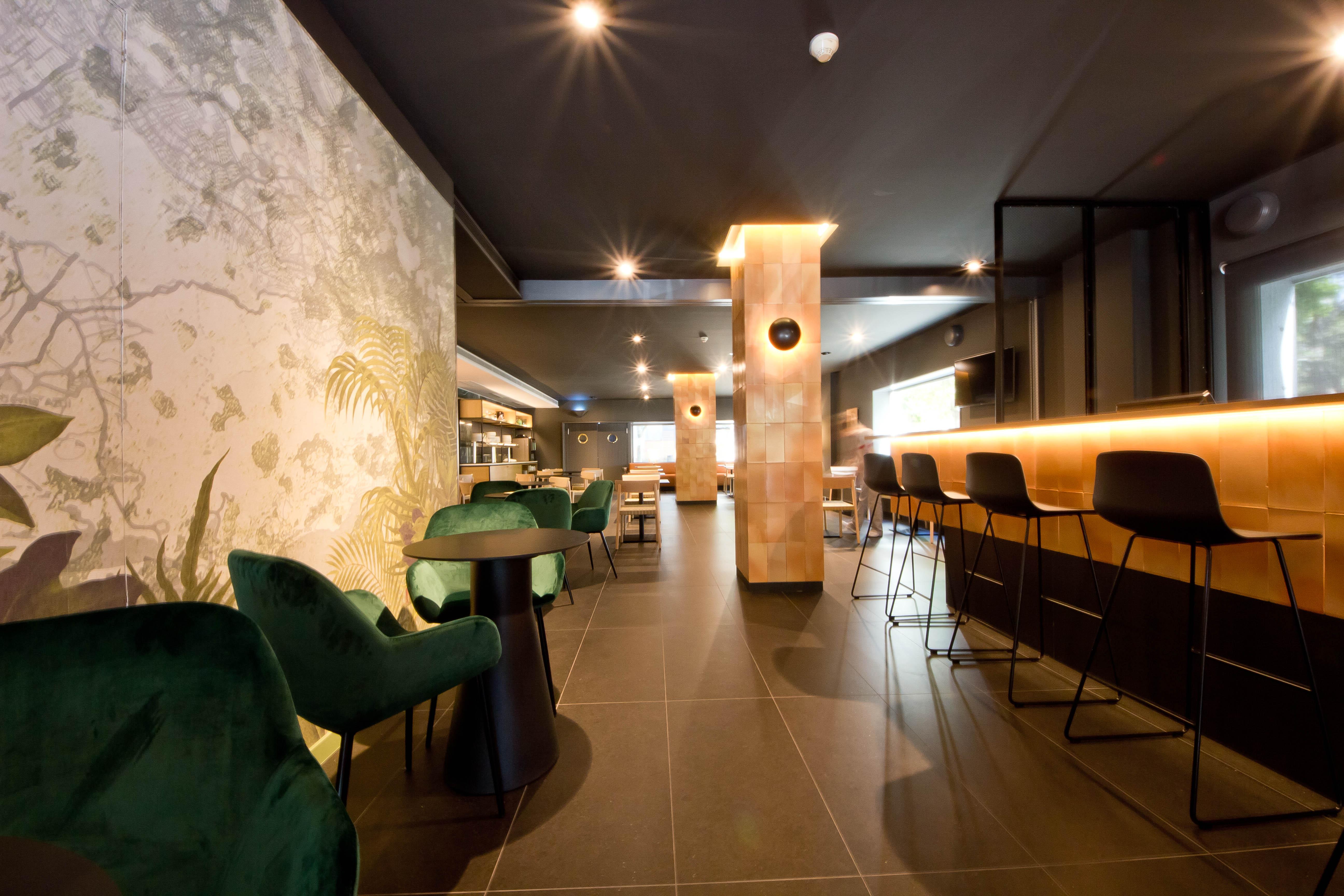 Aparthotel Atenea Valles Granollers Luaran gambar