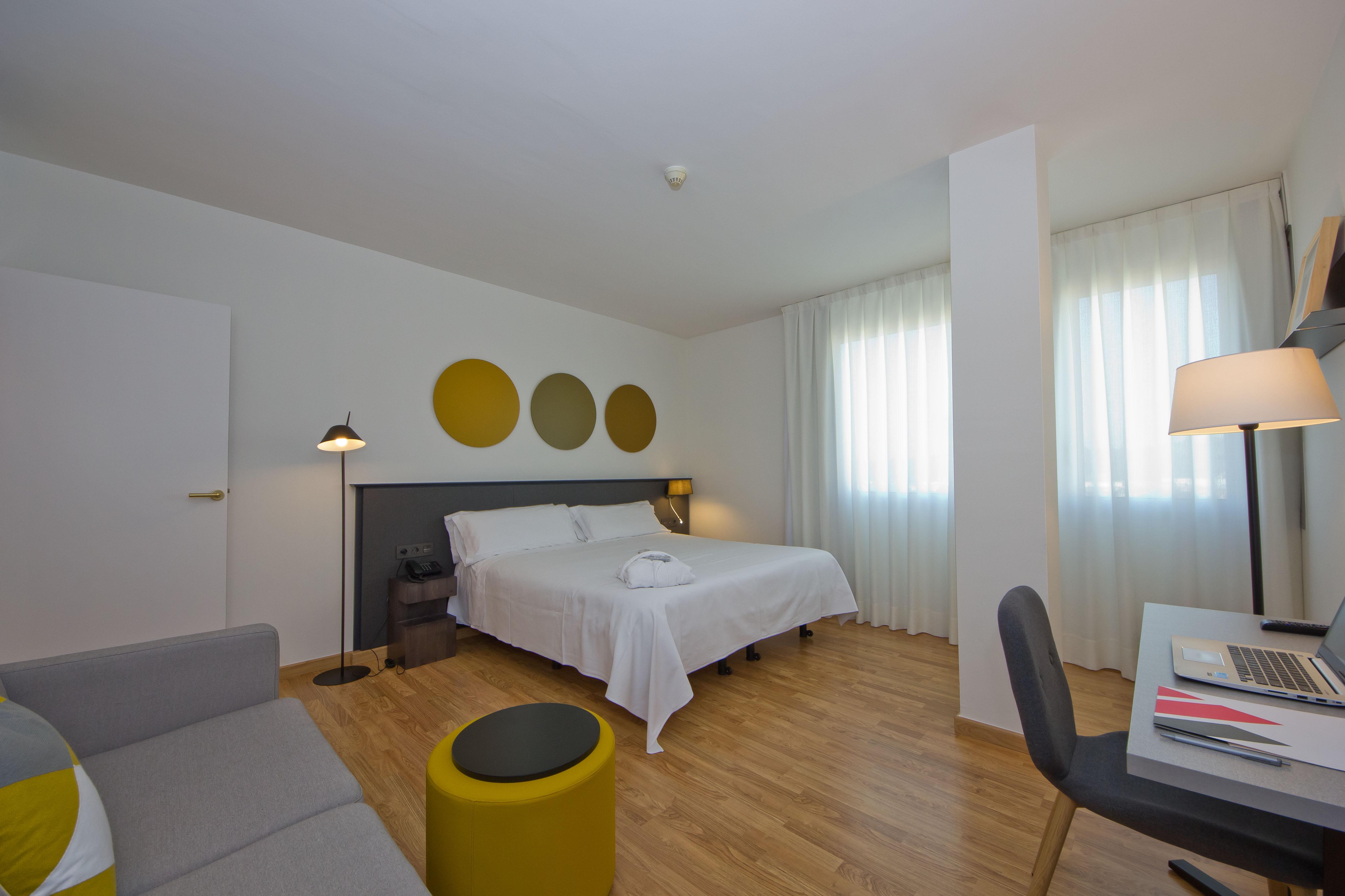 Aparthotel Atenea Valles Granollers Luaran gambar