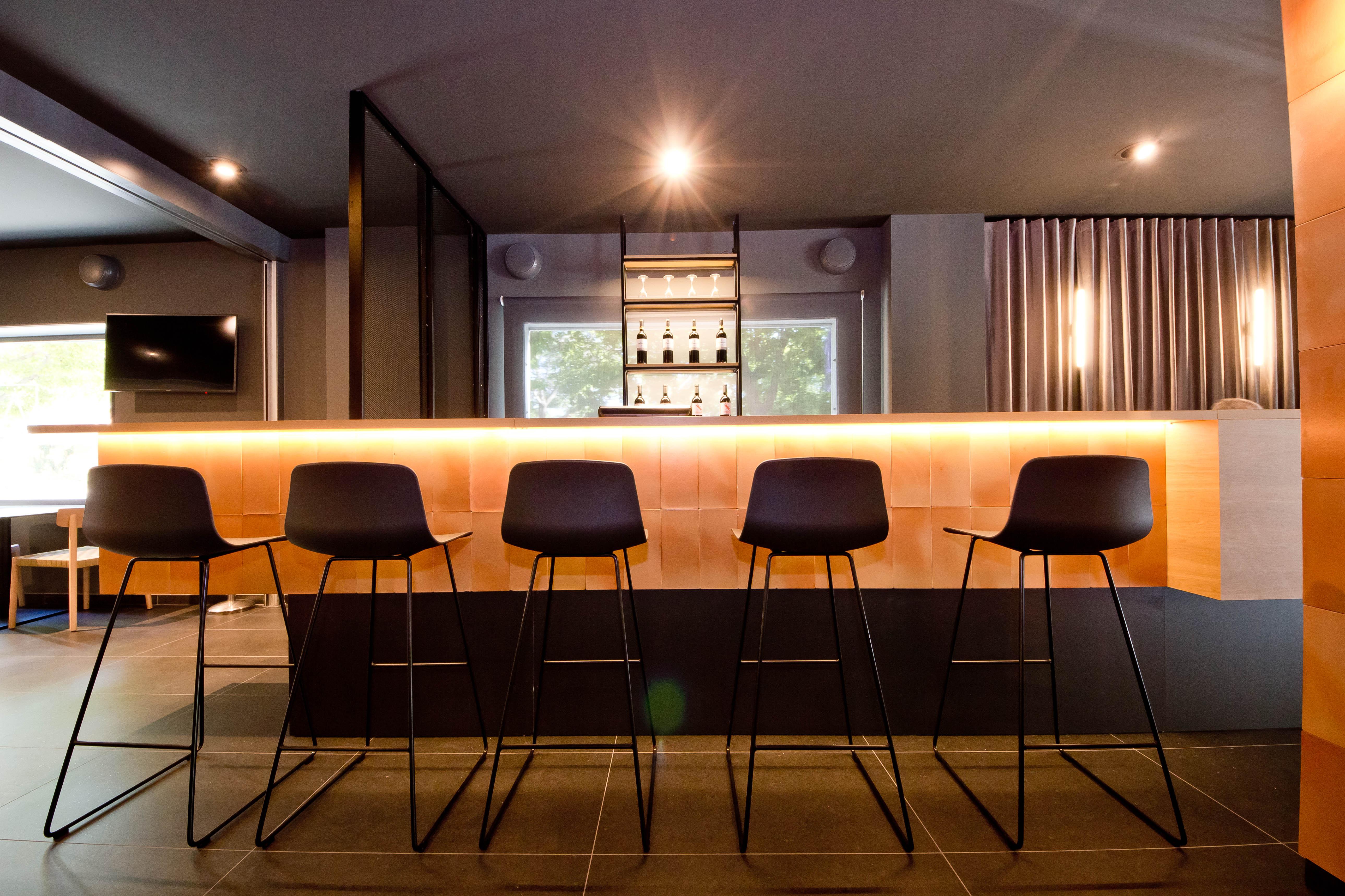 Aparthotel Atenea Valles Granollers Luaran gambar